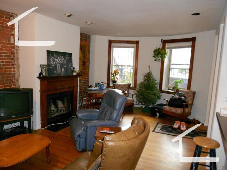 Building Photo - 486 Massachusetts Ave