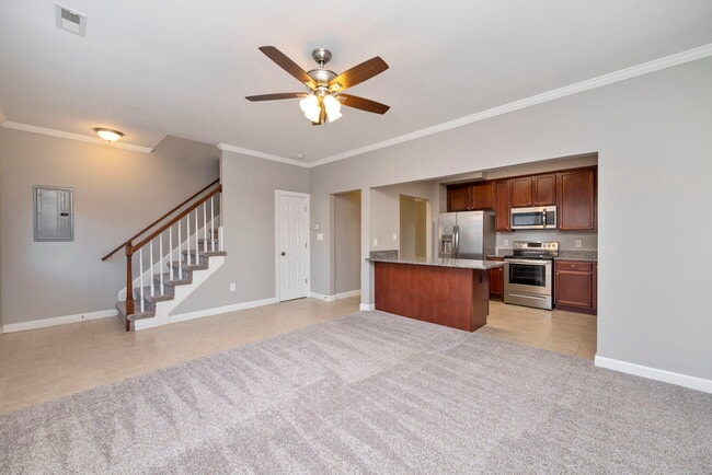 Building Photo - 748 Washington Ave