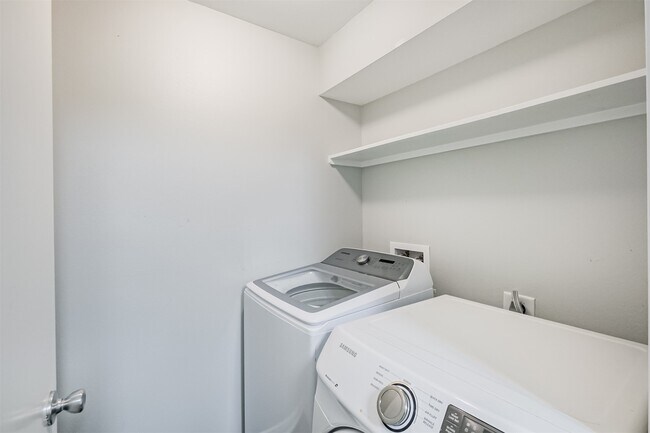 Building Photo - 10837 Braes Bend Dr