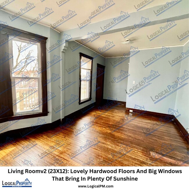 Building Photo - Midtown Area 3/1 HUGE BRICK Upper Flat w/B...