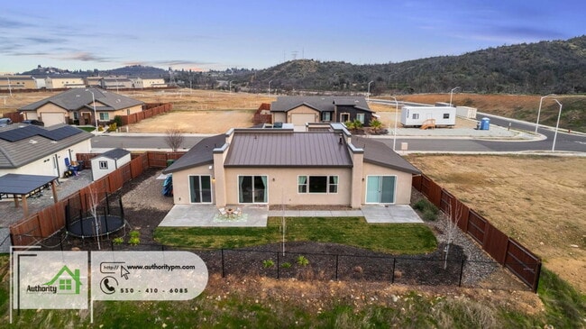 Building Photo - 4768 Lower Springs Rd