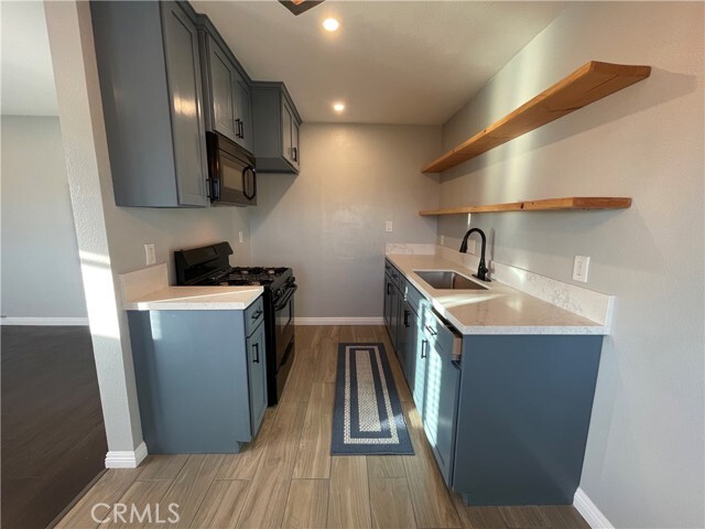 Building Photo - 1707 W 81st St