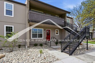 Building Photo - Spacious Condo with Washer/Dryer and Central AC