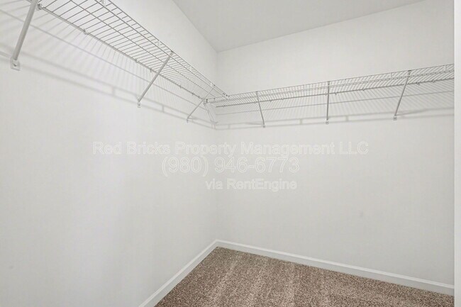 Building Photo - 3629 Edisto Pl