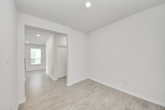 Building Photo - 17310 Rock Willow Ln