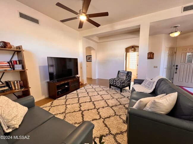 Building Photo - 14248 N Cirrus Hill Dr