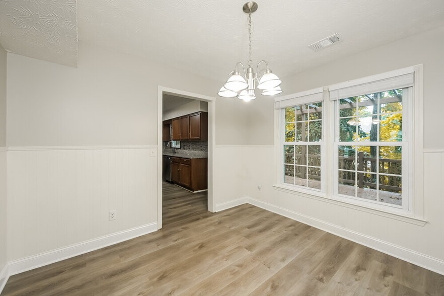 Building Photo - 1265 Grayland Hills Dr