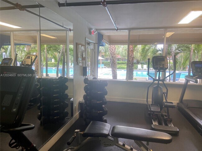 Building Photo - 4550 NW 9th St