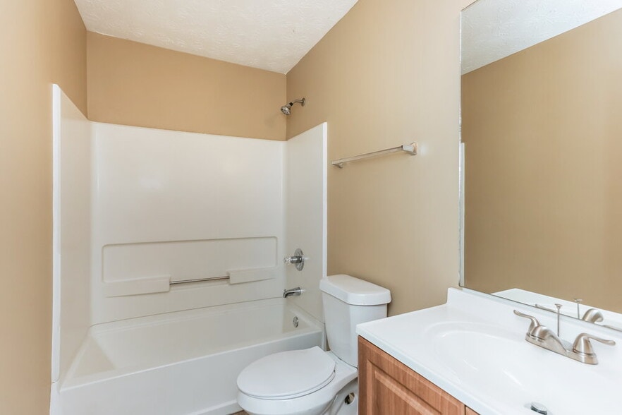 Building Photo - 4907 Creekside Pl