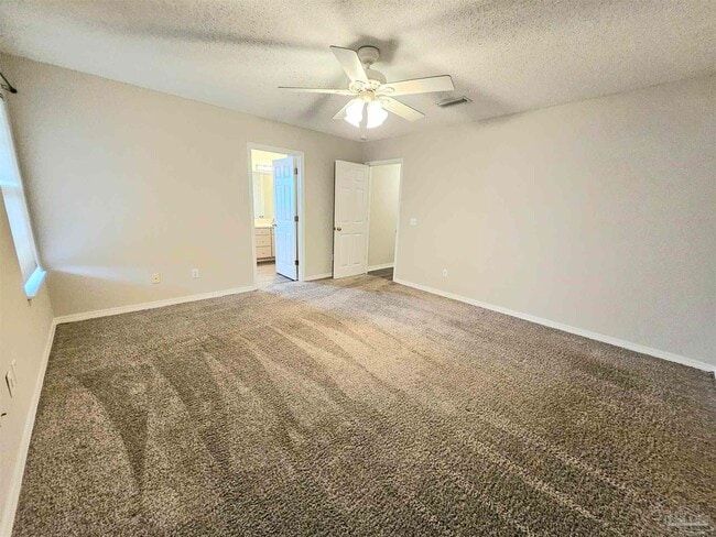 Building Photo - 3331 Two Sisters Wy