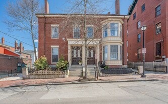 Building Photo - 10 Pine St