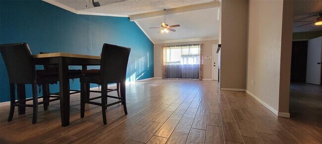 Building Photo - 6604 Montauk Dr