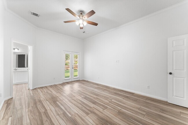 Building Photo - 2333 Stableridge Dr