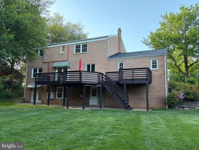 Building Photo - 1335 MacBeth St