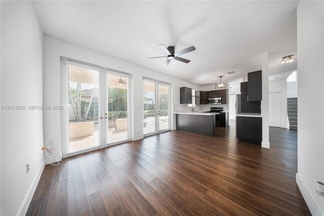 Building Photo - 13867 SW 38th Terrace