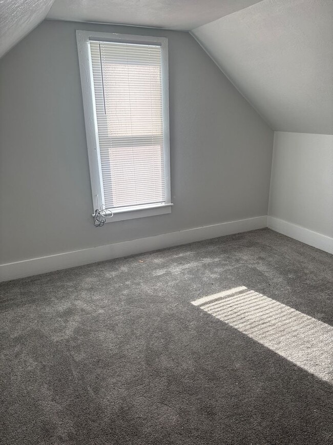 Building Photo - Charming 2 Bedroom 1 Bath Home for Rent