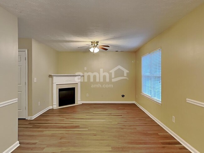 Building Photo - 409 Kirkland Dr