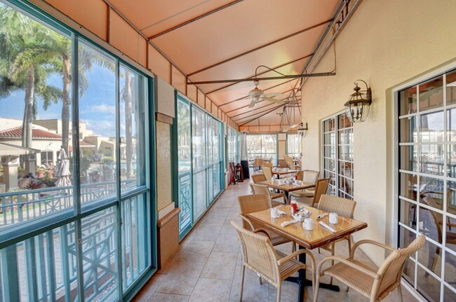 Building Photo - 12547 Imperial Isle Dr