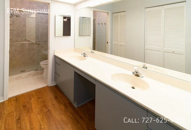 Building Photo - FULLY FURNISHED 2-BED, 2-BATH CONDO WITH U...