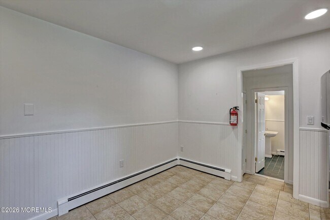 Building Photo - 125 Beechwood Ave