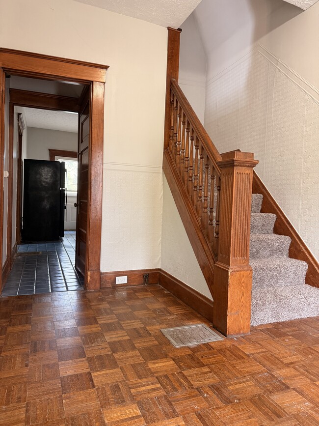 Building Photo - 1740 Minion Ave
