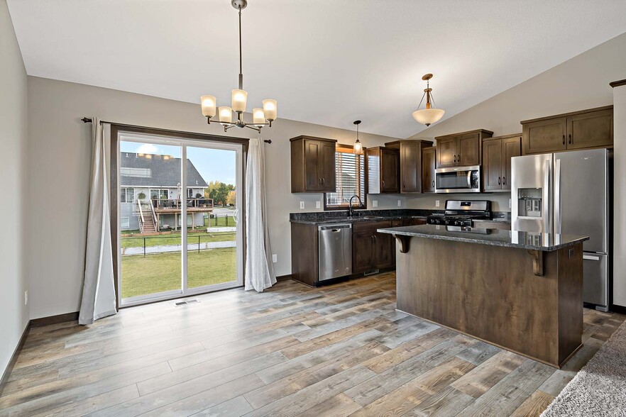 Building Photo - 7713 Lambert Cir NE