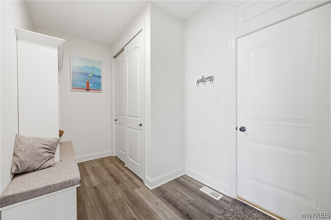 Building Photo - 4665 Carlyes Ct