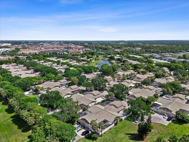 Building Photo - 12556 Woodmill Dr