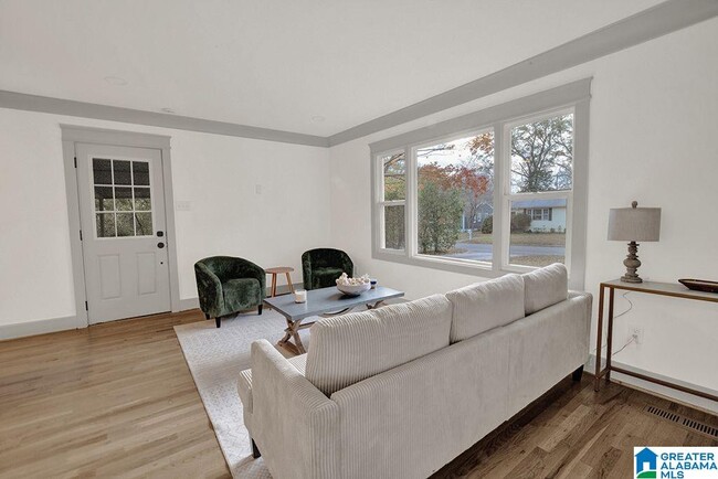 Building Photo - 609 Cobb St