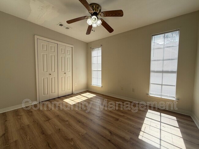 Building Photo - 3417 King Bradford Dr