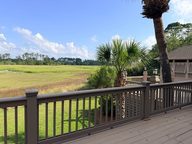 Building Photo - Spectacular Sea Pines Home - Marsh/Water Views!