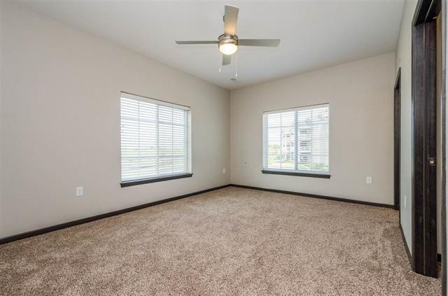Building Photo - 2867 Spring Rose Cir