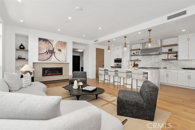 Building Photo - 4261 Uptown Newport Dr