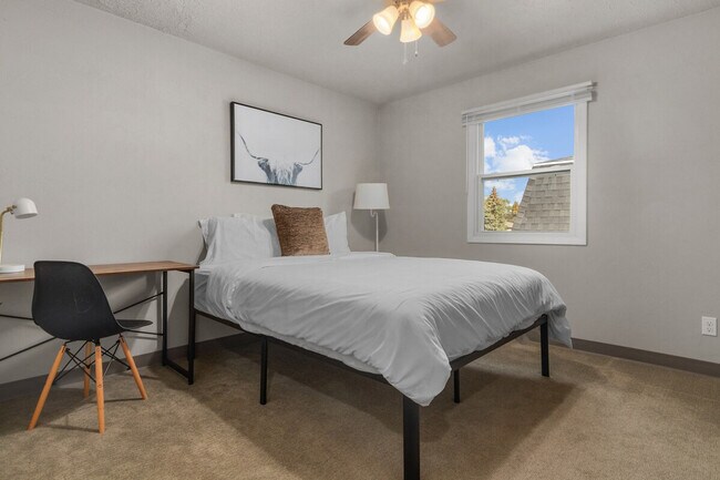 Building Photo - 1800 E Northland Ave