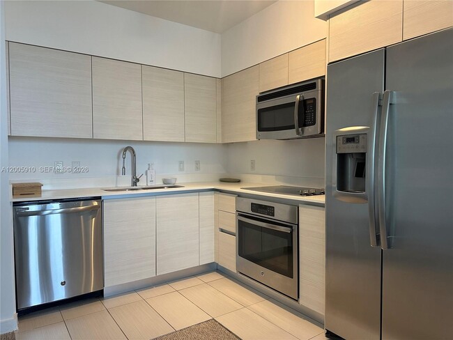 Building Photo - 4250 Biscayne Blvd