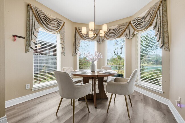 Building Photo - 6426 Portuguese Bend Dr