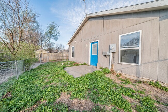 Building Photo - Please View 3D Virtual Walk-Through Before Scheduling a Showing