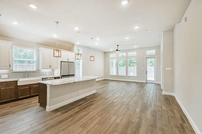 Building Photo - 16615 Tranquility Grove Dr
