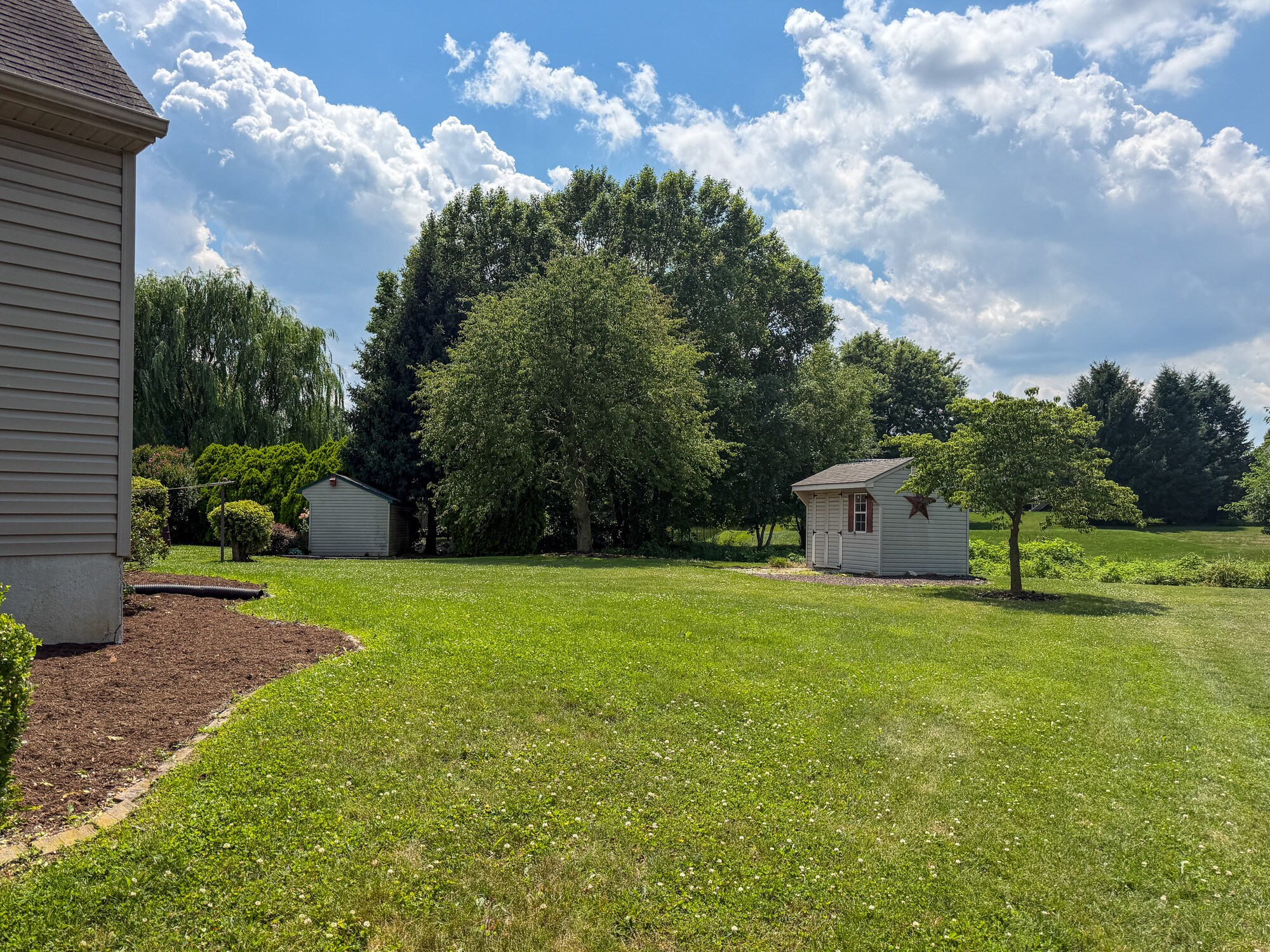 Building Photo - 1387 Sheep Hill Rd