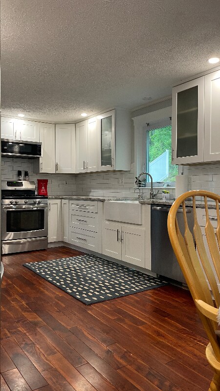 Building Photo - 53 Holmes Dr