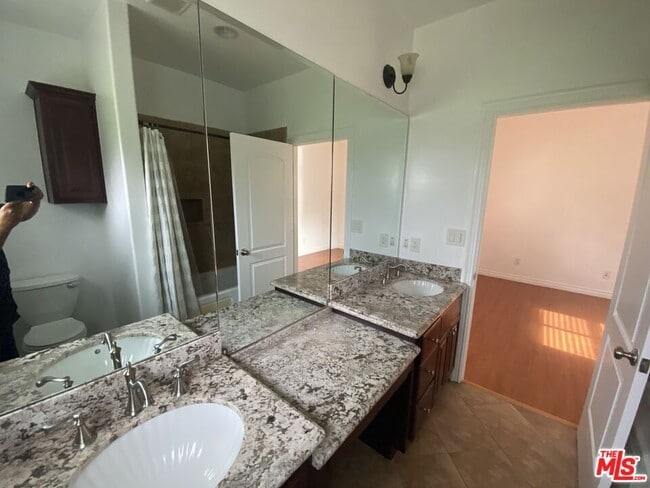 Building Photo - 2244 Ripple St