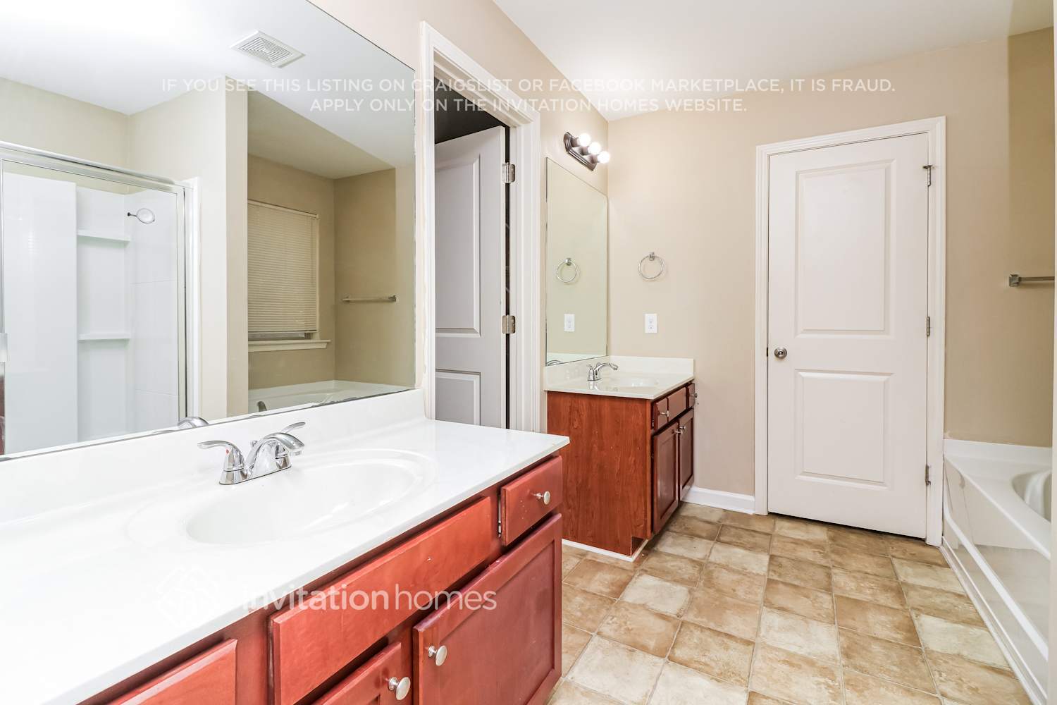 Building Photo - 702 Rock Hill Pkwy