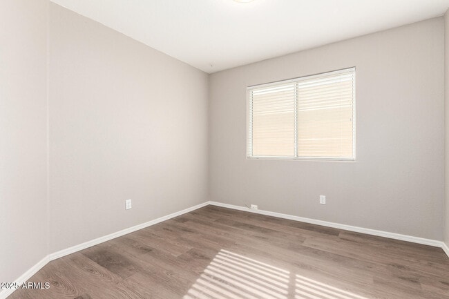 Building Photo - 21629 N 79th Dr