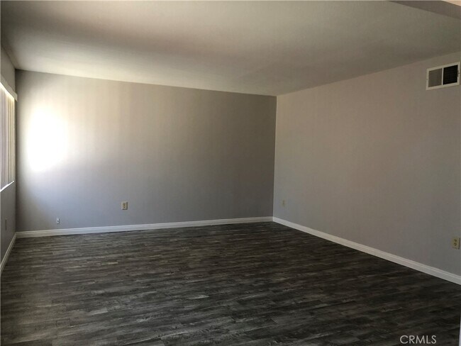 Building Photo - 16541 Kellog Cir