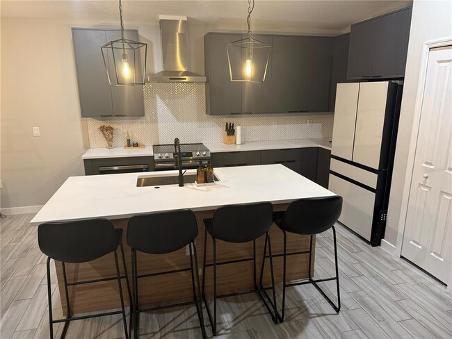 Building Photo - 2023 White Ave