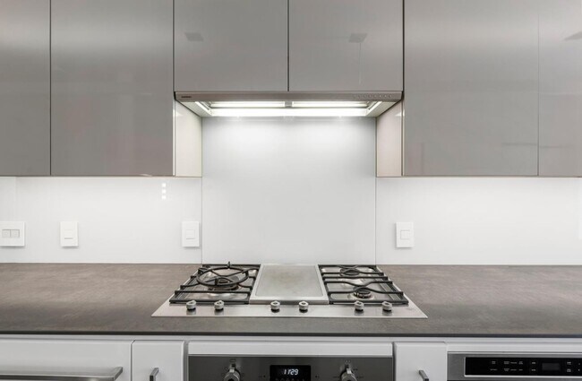 Building Photo - 103 Pacchetti Way