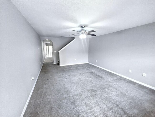 Building Photo - 9872 Trumpet Vine Loop