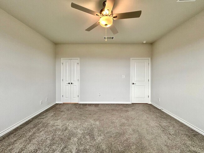 Building Photo - 230 Small Seed Dr