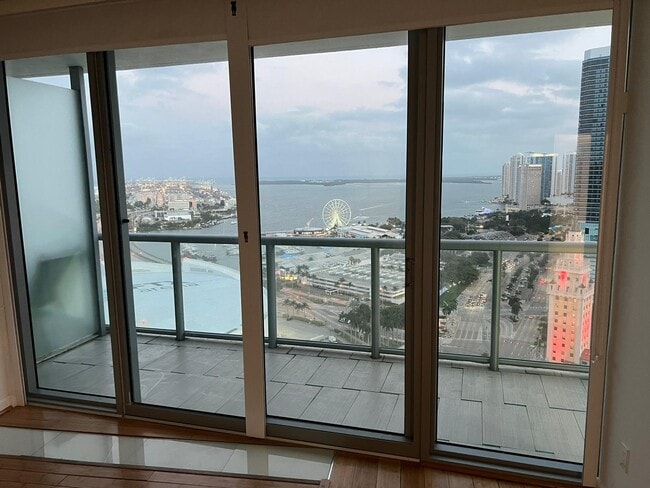 Building Photo - 888 Biscayne Blvd