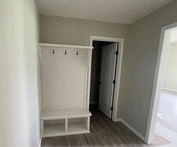 Building Photo - 1469 N Lyon Ave